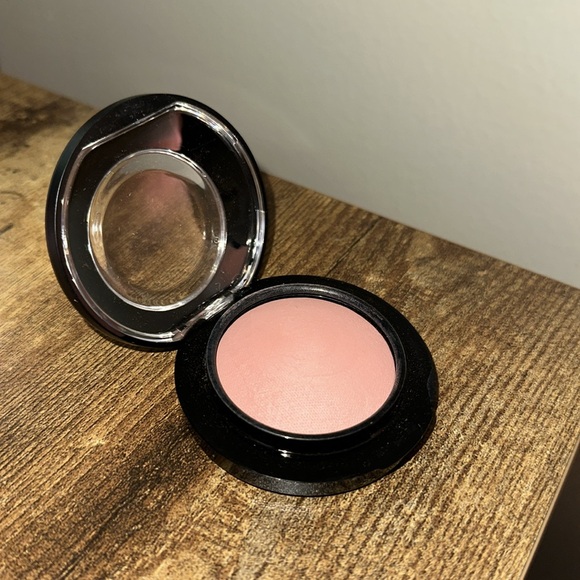 Mac Mineralized Blush - Picture 3 of 3